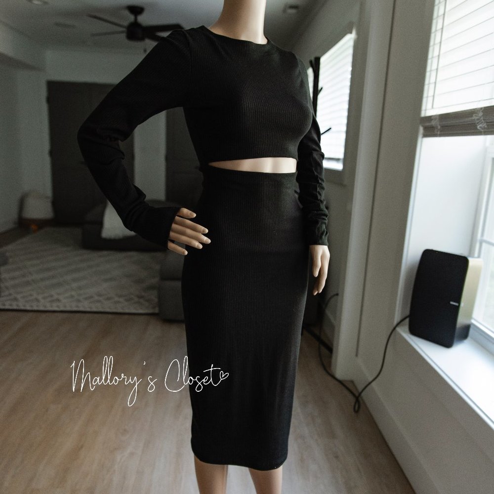 Ribbed Cut-Out Midi Dress